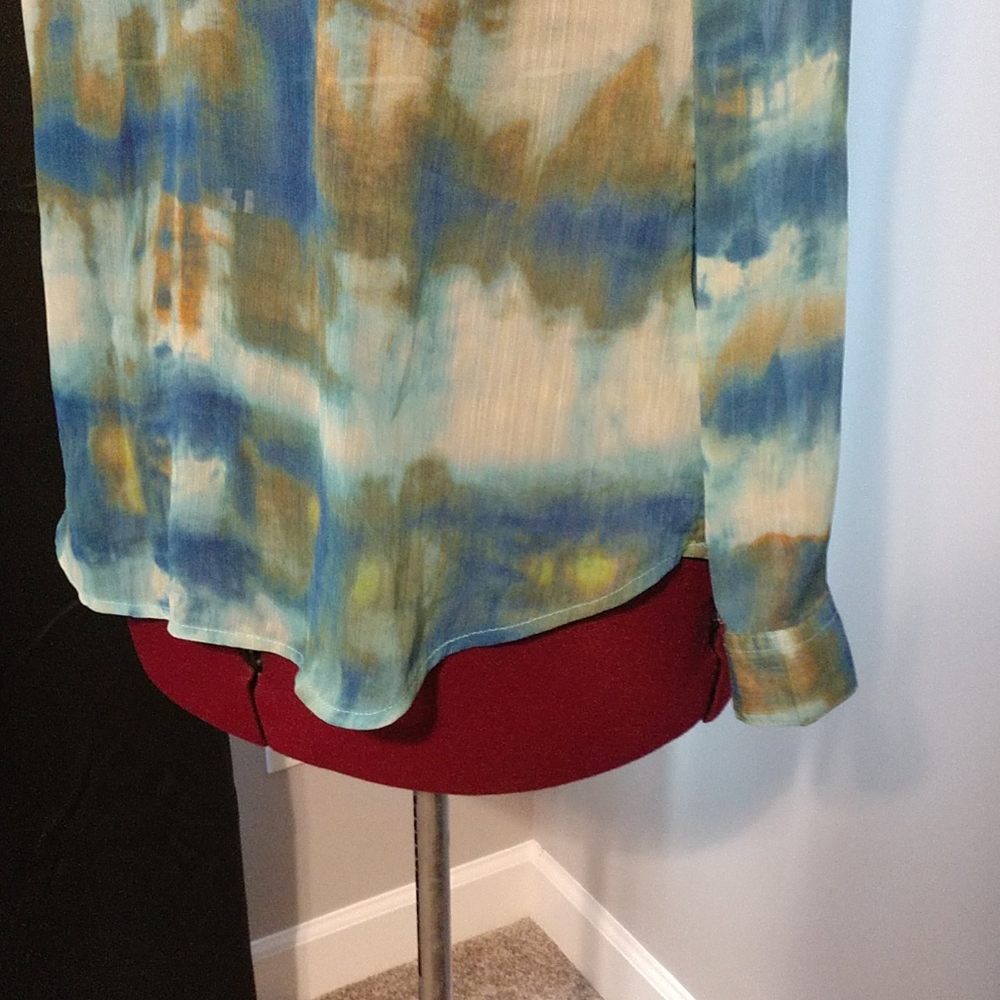 Blouse - Picture 3 of 8